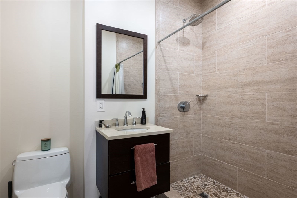 371 Beacon Street, Unit 5 Boston, MA 02116 - Photo 16 of 21