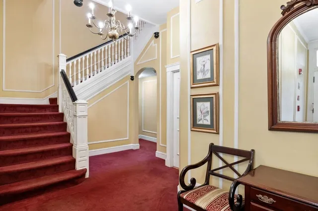 $3,300 | 371 Beacon Street, Unit 5, Boston, MA 02116