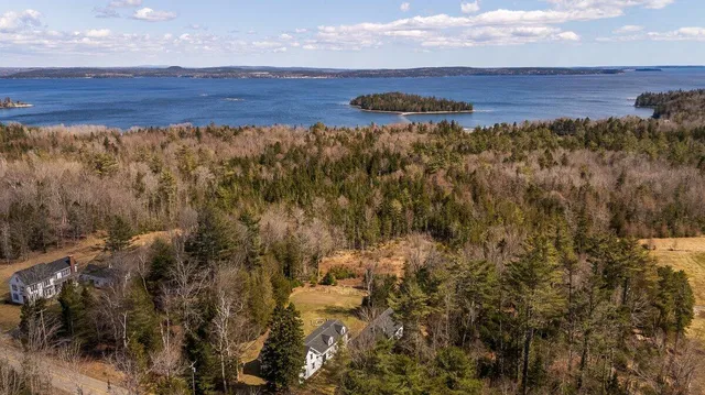 $798,000 | 1159 Main Road, Islesboro, ME 04848