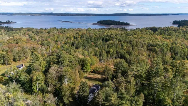 $798,000 | 1159 Main Road, Islesboro, ME 04848