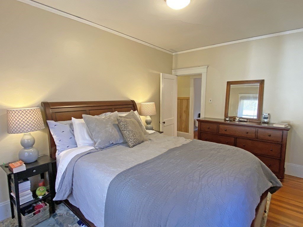 26 Playstead Road Newton, MA 02458 - Photo 17 of 34 Gallery Image 17