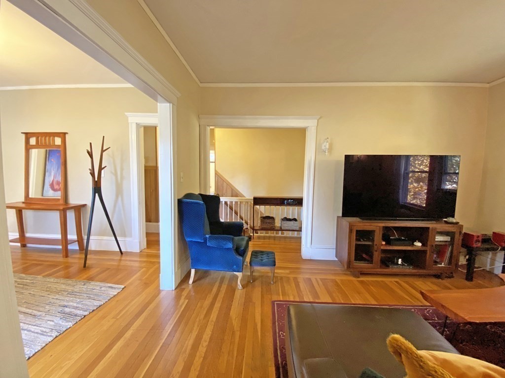 26 Playstead Road Newton, MA 02458 - Photo 8 of 34 Gallery Image 8