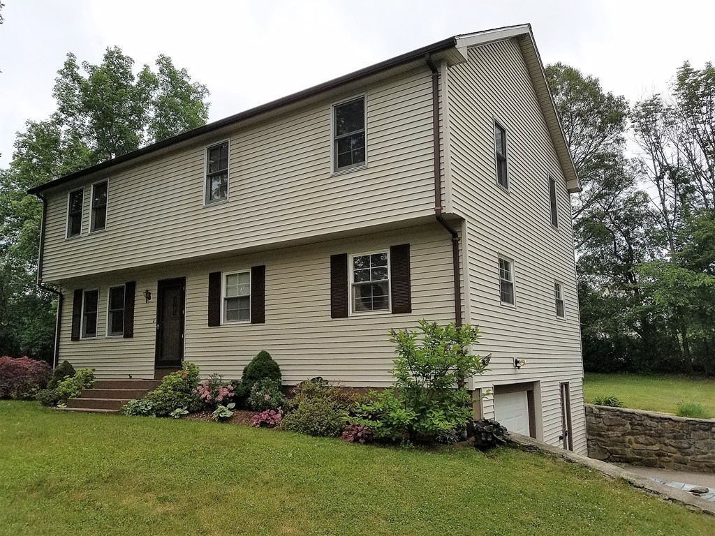 84 Old Southbridge Road Dudley, MA 01571 - Photo 3 of 30 Gallery Image 3