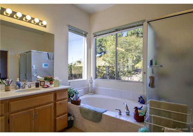 2230 Masters Road Carlsbad, CA 92008 - Photo 14 of 24 Lots of natural light