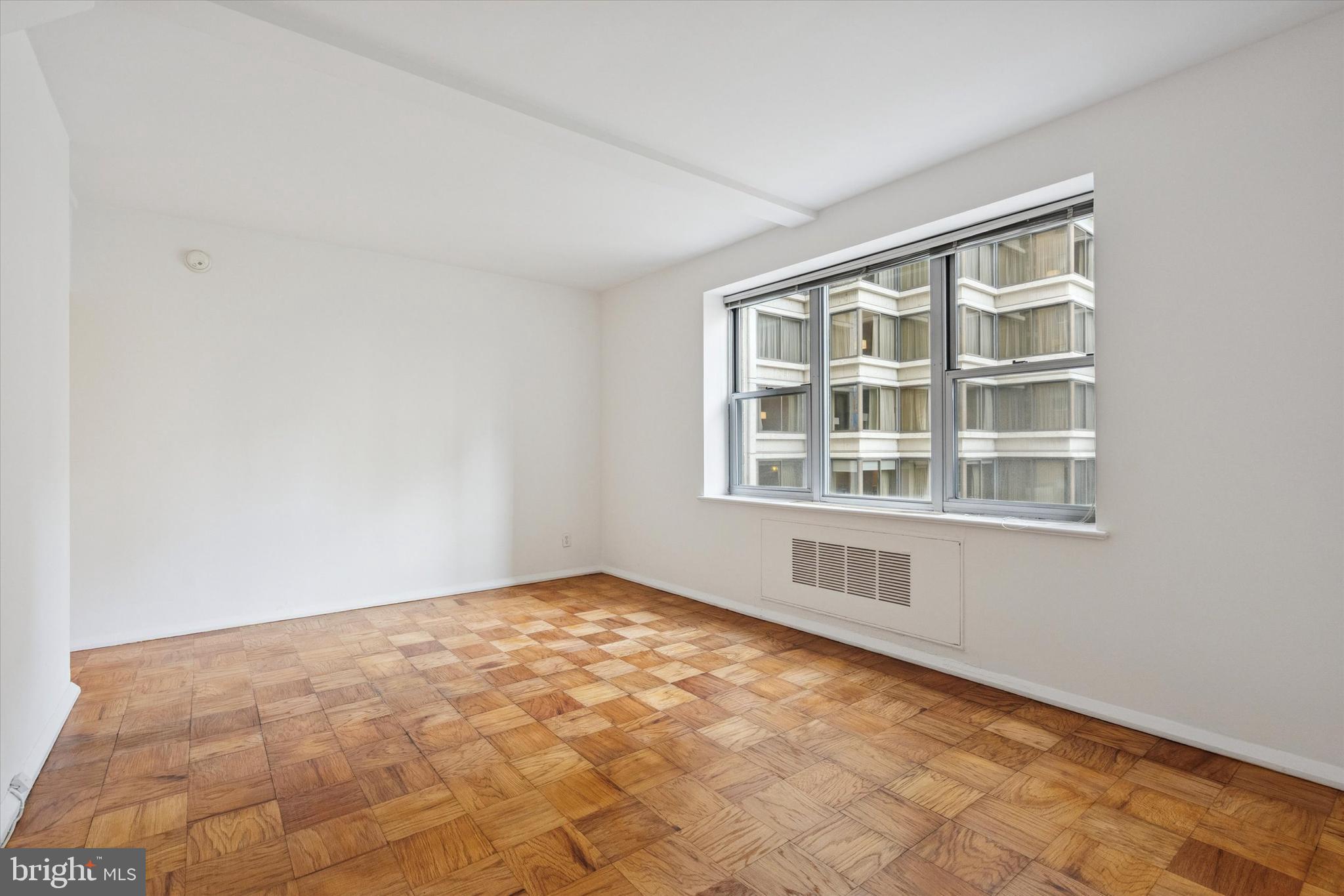 220 West Rittenhouse Square, Unit 6F Philadelphia, PA 19103 - Photo 13 of 26 a view of an empty room with a window