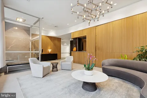 $415,000 | 220 West Rittenhouse Square, Unit 6F, Philadelphia, PA 19103