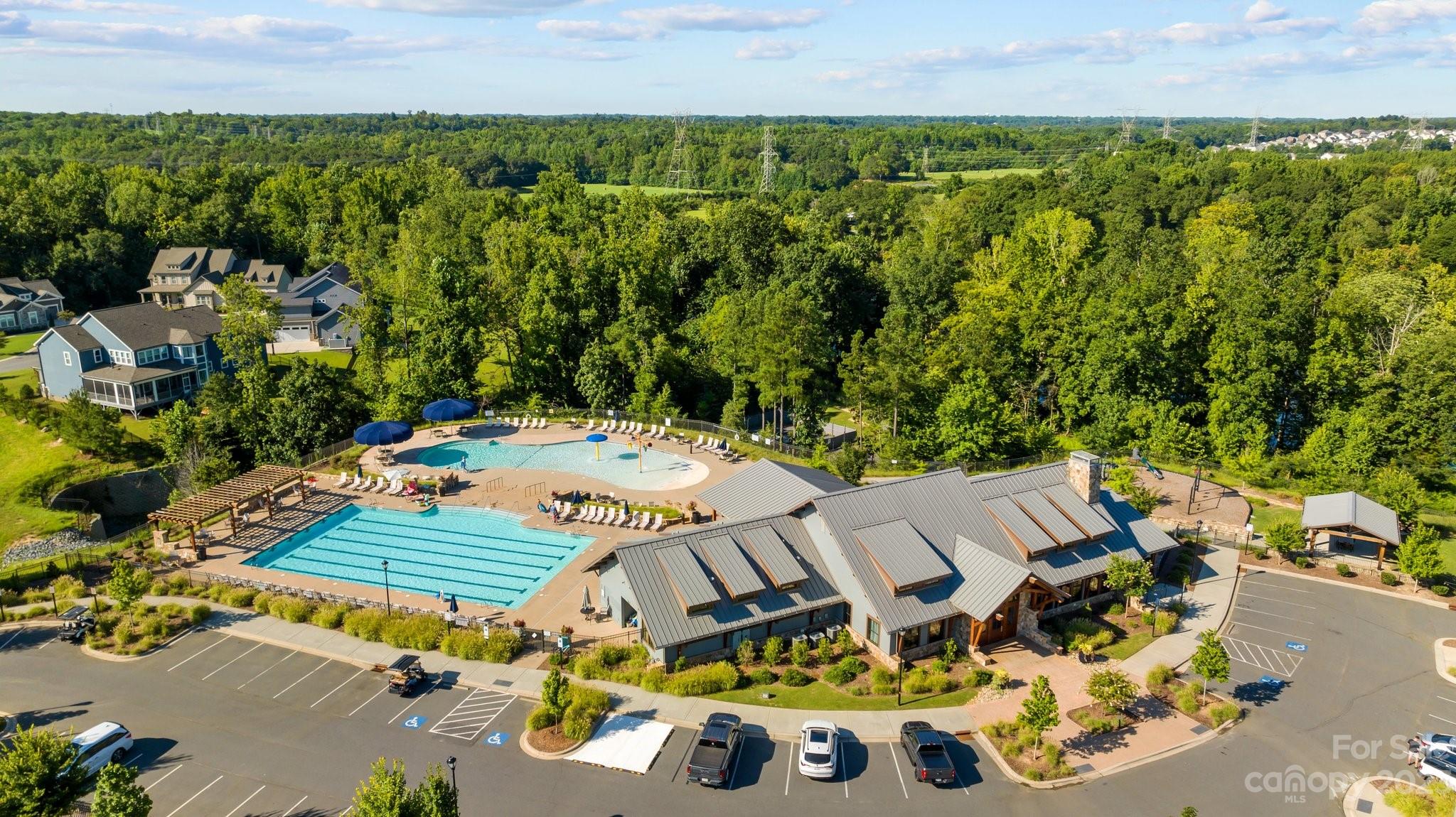 2075 Suttonview Road Fort Mill, SC 29708 - Photo 38 of 39 an outdoor space with furniture