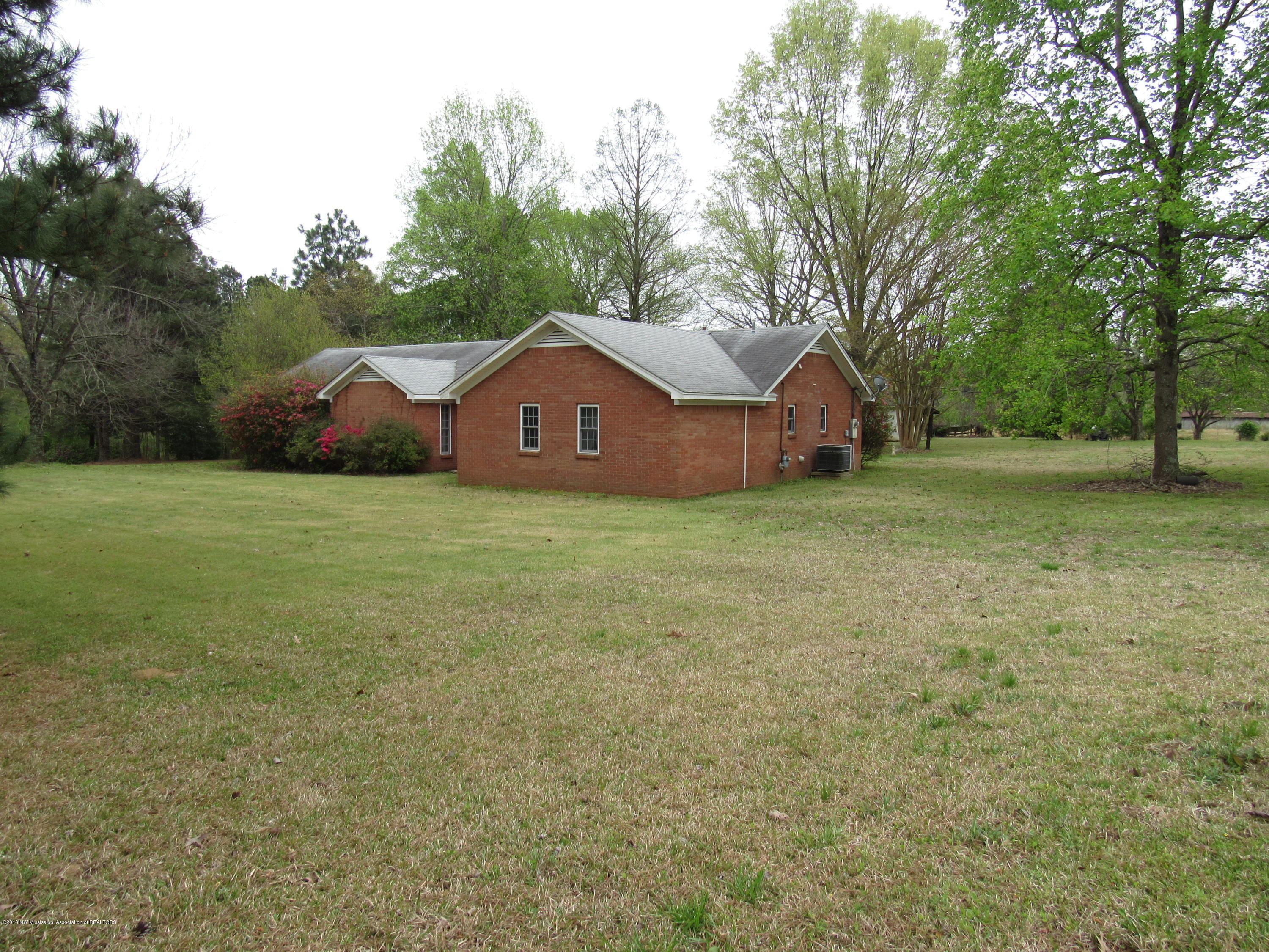 3785 Byhalia Road Hernando, MS 38632 - Photo 17 of 18 front 1