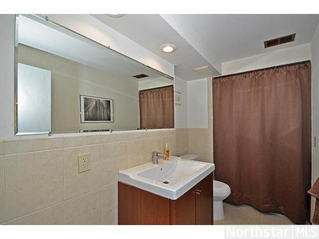 7145 Valley View Road Edina, MN 55439 - Photo 11 of 18