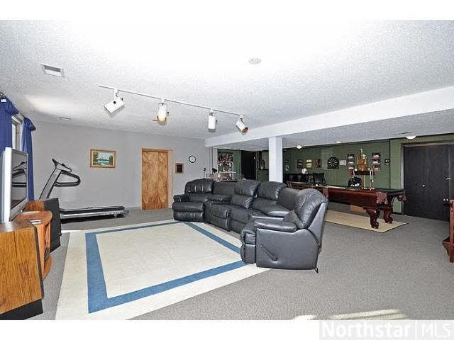 7145 Valley View Road Edina, MN 55439 - Photo 14 of 18