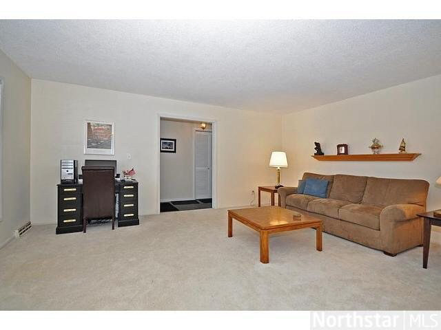 7145 Valley View Road Edina, MN 55439 - Photo 6 of 18
