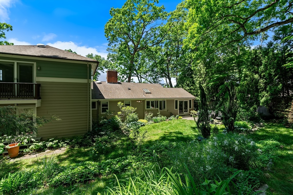 42 Temple Road Wellesley, MA 02482 - Photo 38 of 40