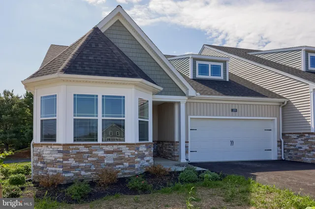 $599,900 | 259 Bellaride Lane, Unit 49, Millersville, PA 17551