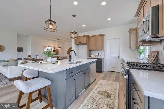 $599,900 | 259 Bellaride Lane, Unit 49, Millersville, PA 17551