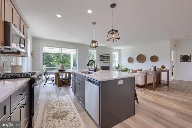 $599,900 | 259 Bellaride Lane, Unit 49, Millersville, PA 17551