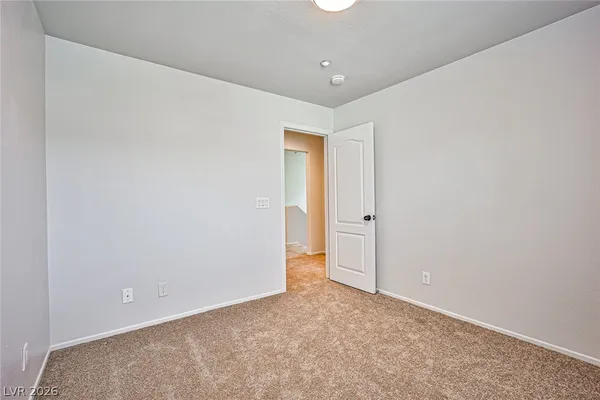 $2,200 | 7560 Trendy Court, Las Vegas, NV 89149