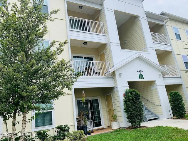 $1,450 | 4959 Key Lime Drive, Unit 203, Jacksonville, FL 32256
