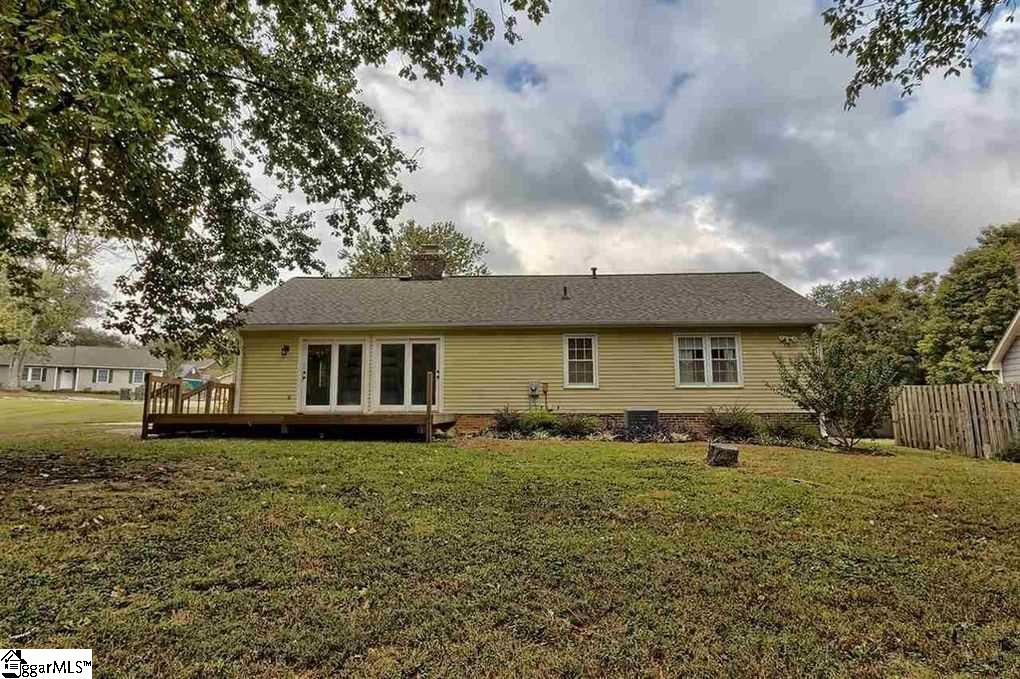 113 Bennington Road Greer, SC 29650 - Photo 3 of 17 Gallery Image 3