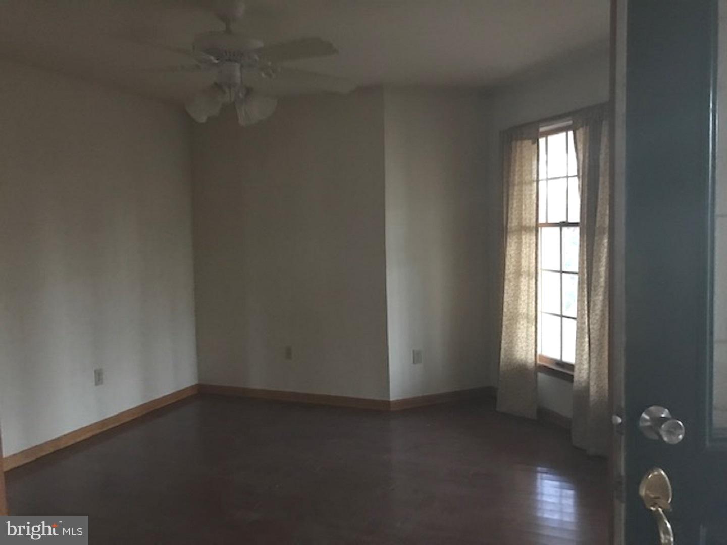 319 Maple Road Mount Laurel, NJ 08054 - Photo 6 of 24 Formal Dining Room