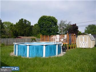 18 Anderson Road Newark, DE 19713 - Photo 11 of 12 Exterior Back