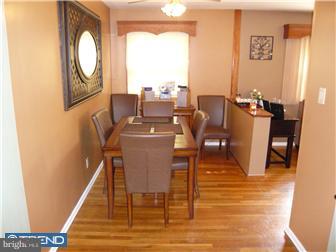 18 Anderson Road Newark, DE 19713 - Photo 7 of 12 Dining Room