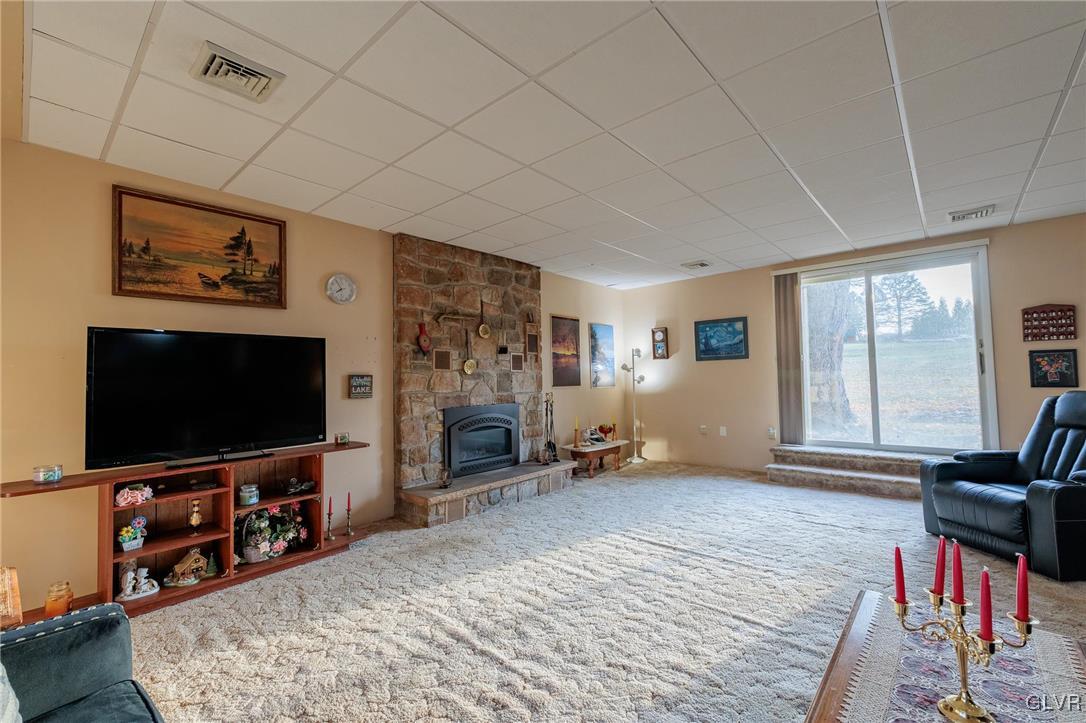 1303 Lieb Road Easton, PA 18040 - Photo 10 of 37 Gallery Image 10