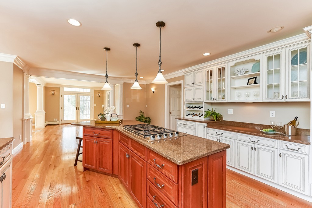 486 Spring Street Marshfield, MA 02050 - Photo 11 of 30 Gallery Image 11