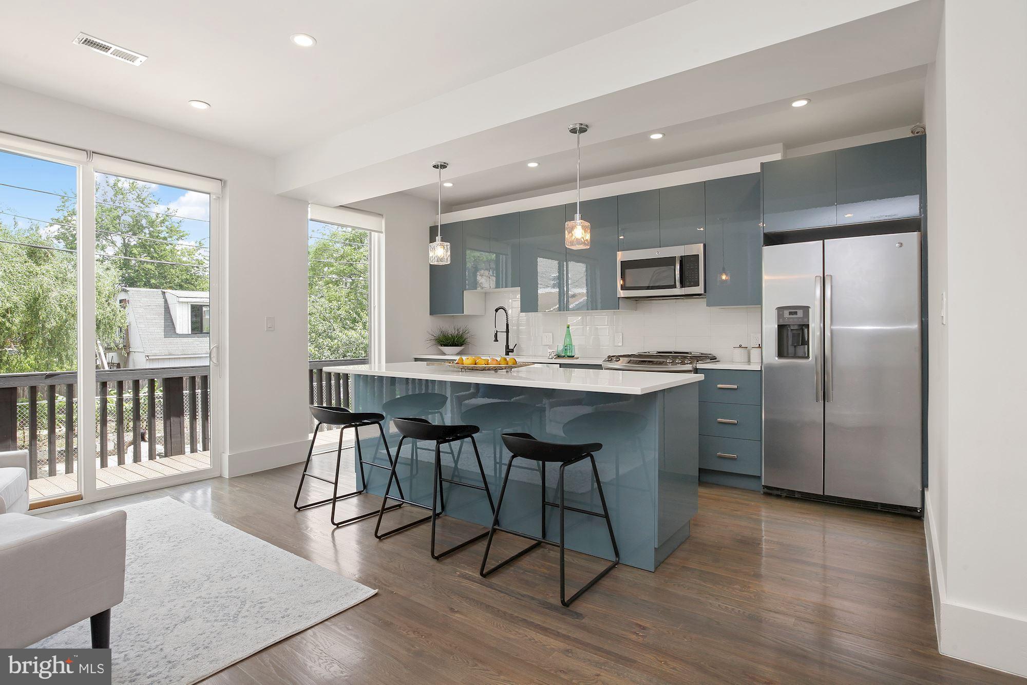 2425 3rd Street Northeast Washington, DC 20002 - Photo 11 of 37 with breakfast bar