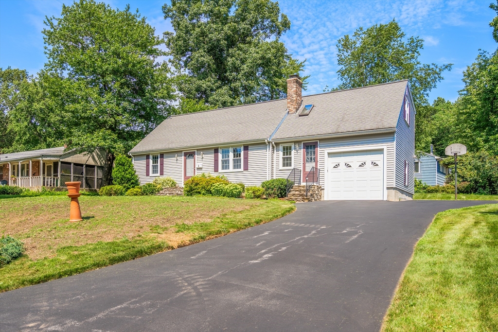 3 Larchwood Road Paxton, MA 01612 - Photo 2 of 26 Gallery Image 2