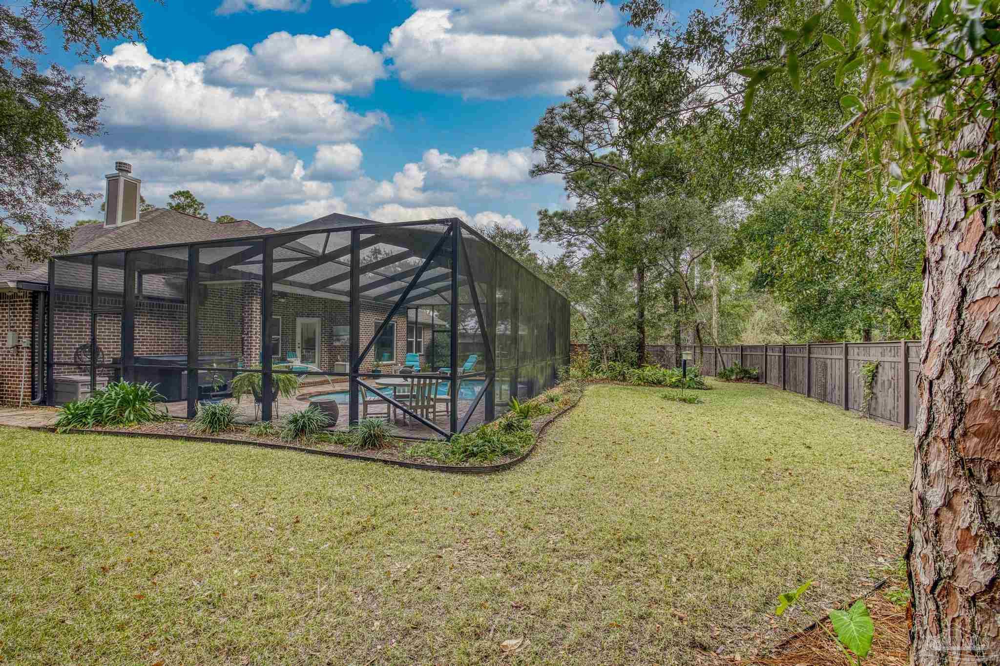 5550 North Shore Road Pensacola, FL 32507 - Photo 13 of 72 Gallery Image 13