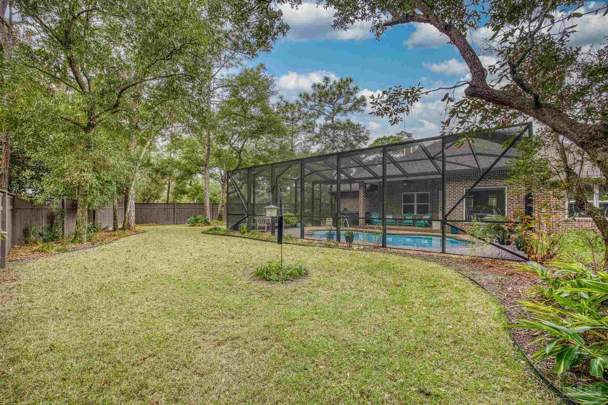 5550 North Shore Road Pensacola, FL 32507 - Photo 14 of 72 Gallery Image 14