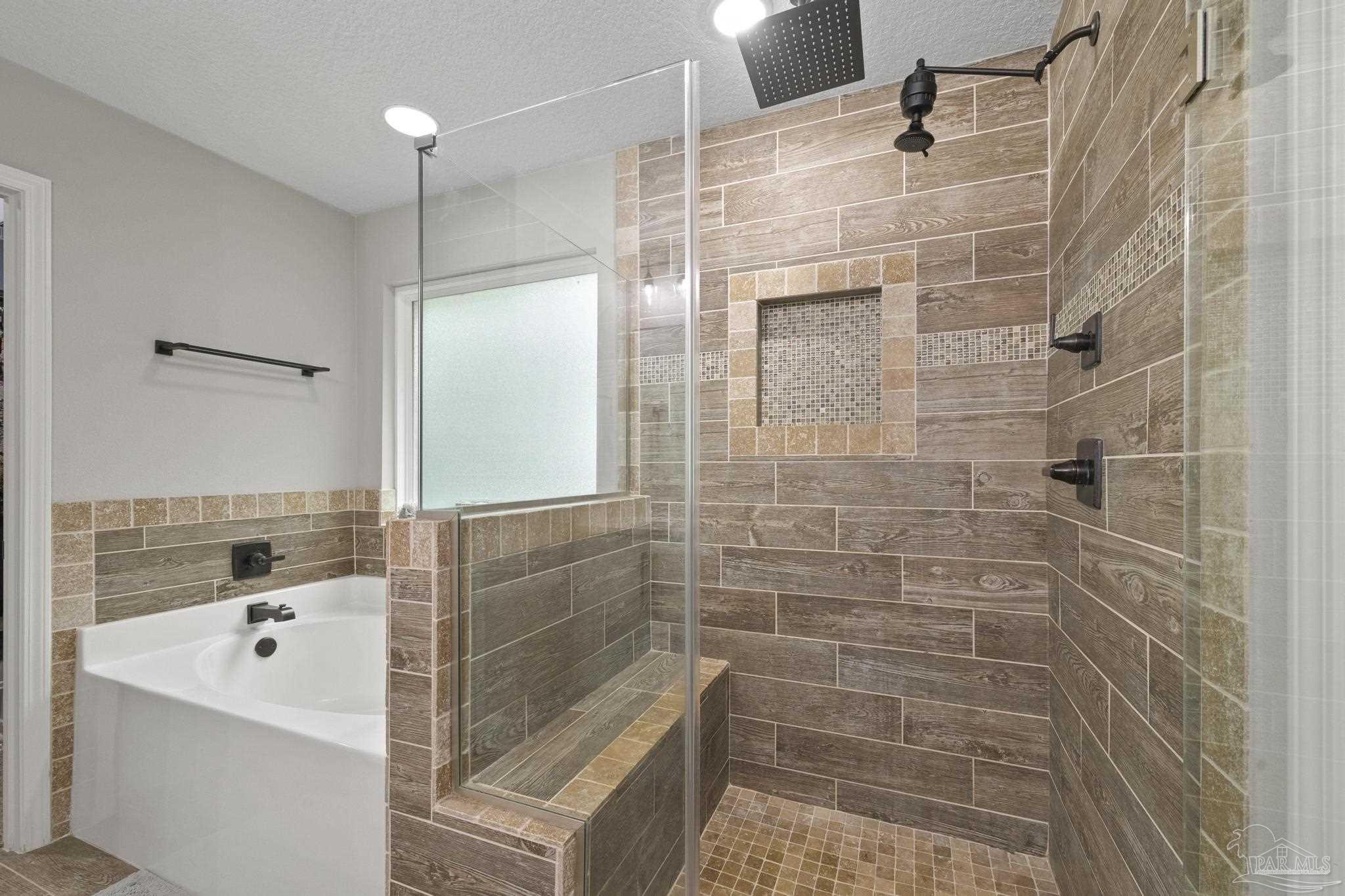 5550 North Shore Road Pensacola, FL 32507 - Photo 47 of 72 Gallery Image 47