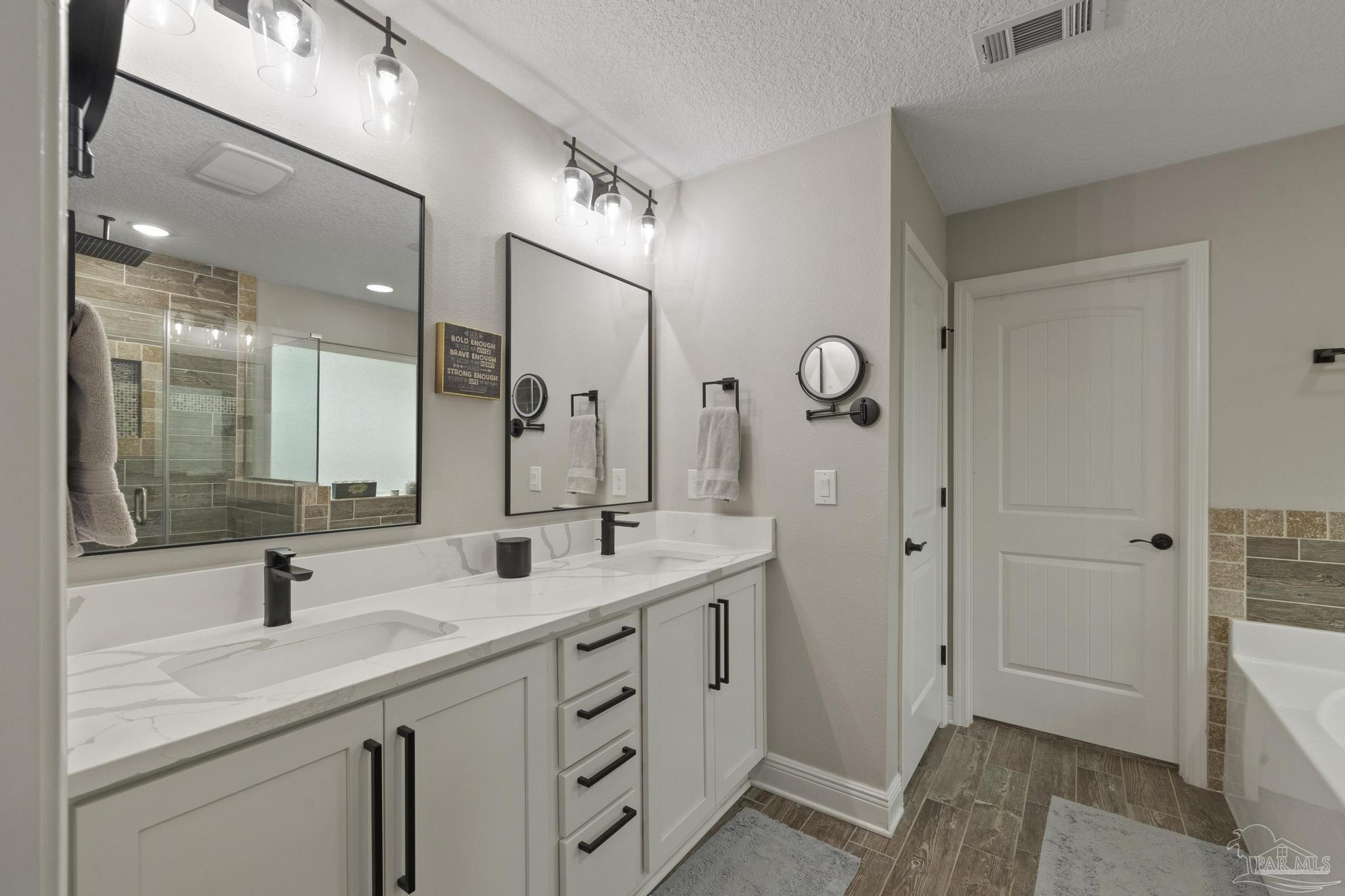 5550 North Shore Road Pensacola, FL 32507 - Photo 49 of 72 Gallery Image 49