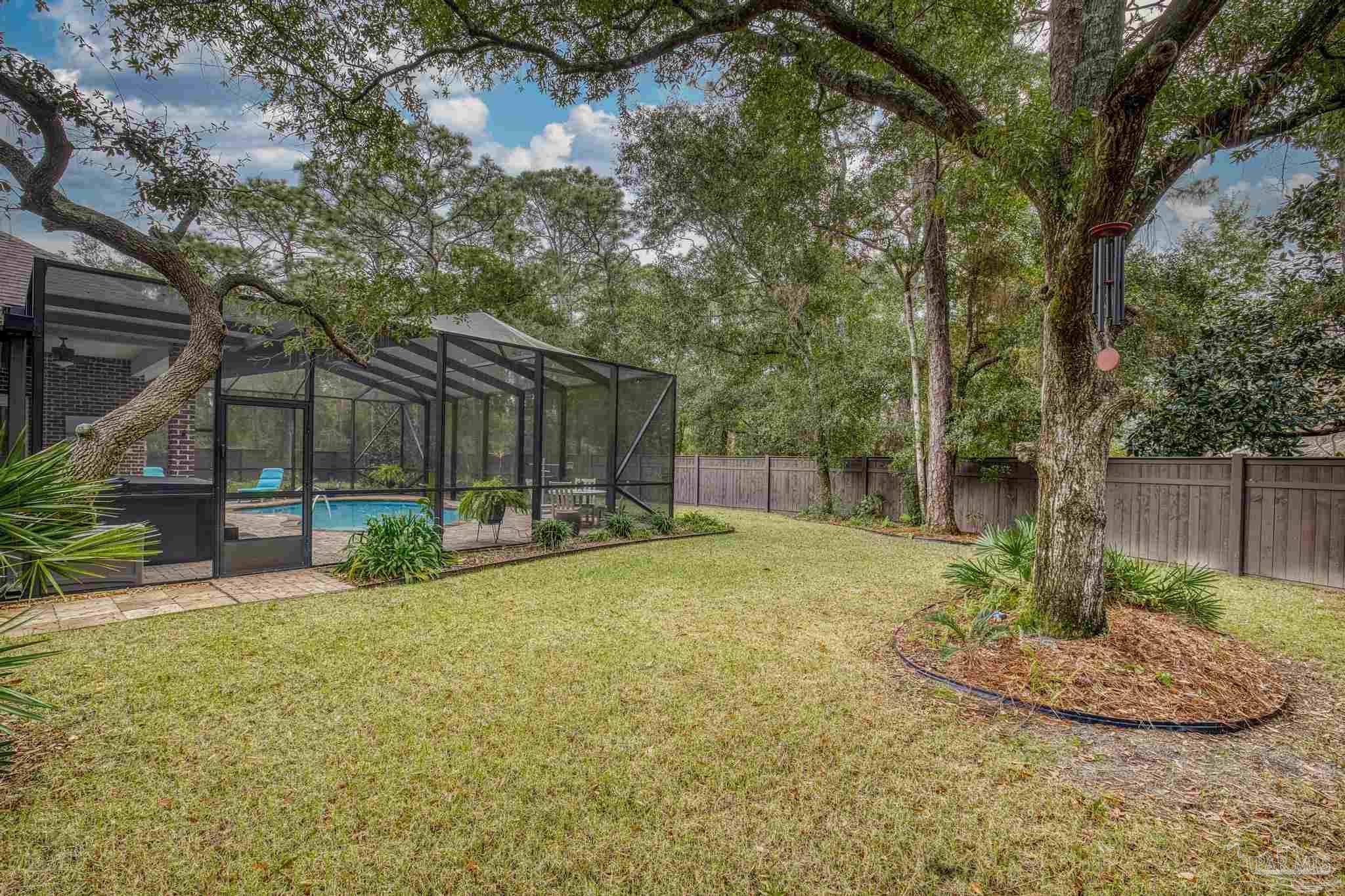 5550 North Shore Road Pensacola, FL 32507 - Photo 7 of 72 Gallery Image 7