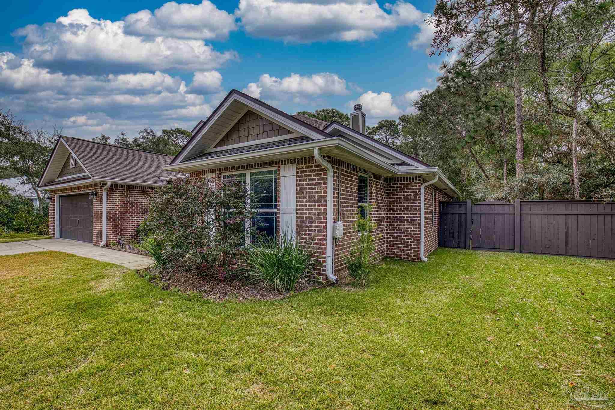 5550 North Shore Road Pensacola, FL 32507 - Photo 9 of 72 Gallery Image 9