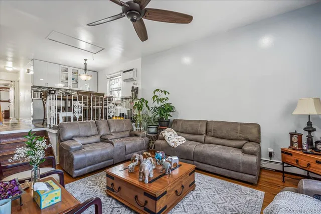 $1,188,000 | 132-14 Horace Harding Expressway | Kew Gardens Hills