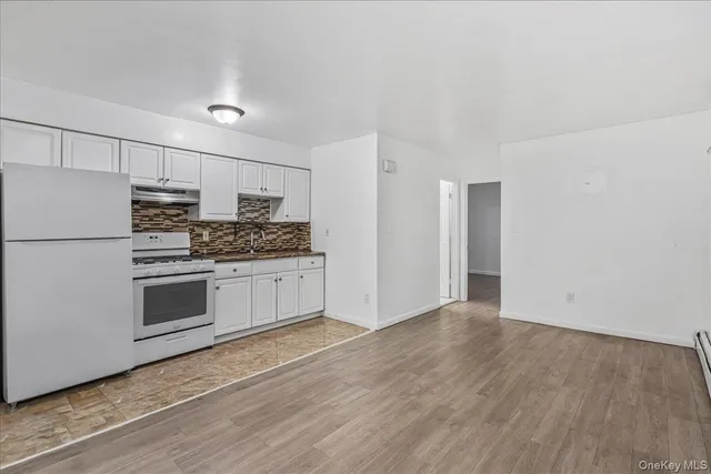 $1,188,000 | 132-14 Horace Harding Expressway | Kew Gardens Hills