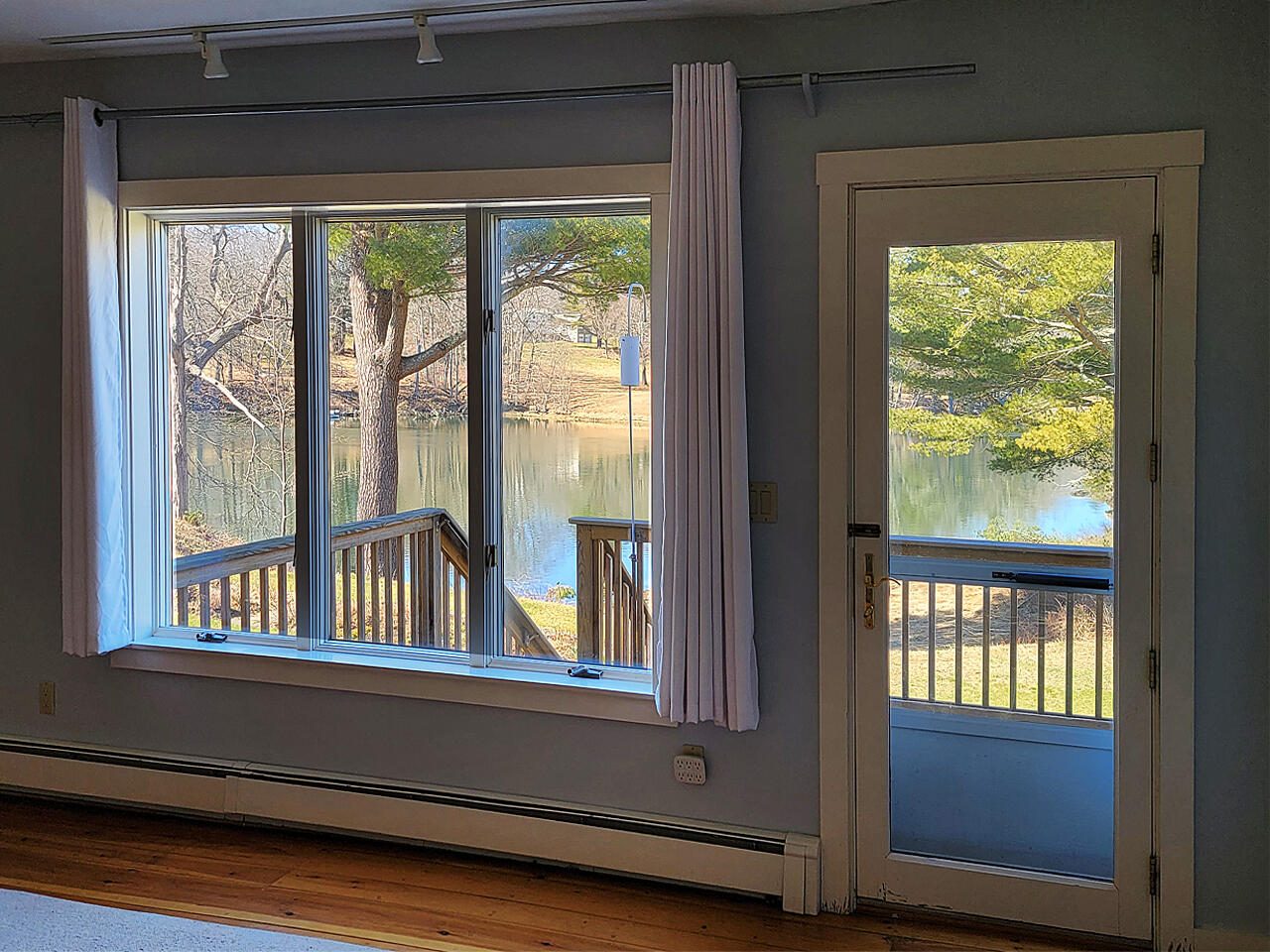 28 Lewis Point Road, Unit 2 Damariscotta, ME 04543 - Photo 8 of 26 1-Interior-5-1280