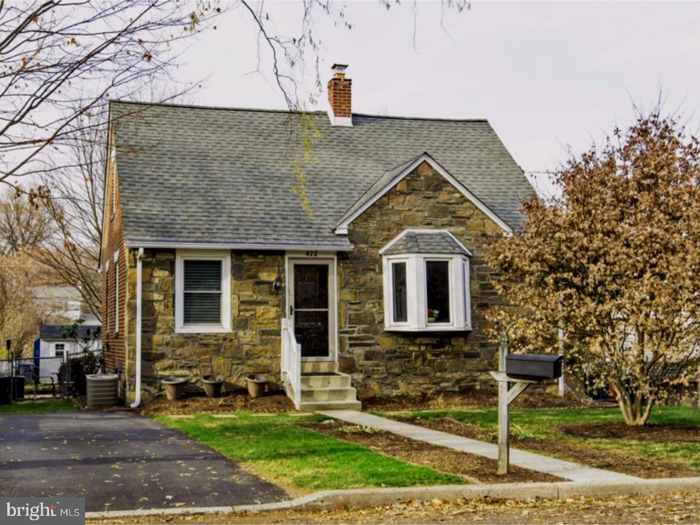 422 Madison Road Willow Grove, PA 19090 - Photo 1 of 22 Exterior Front