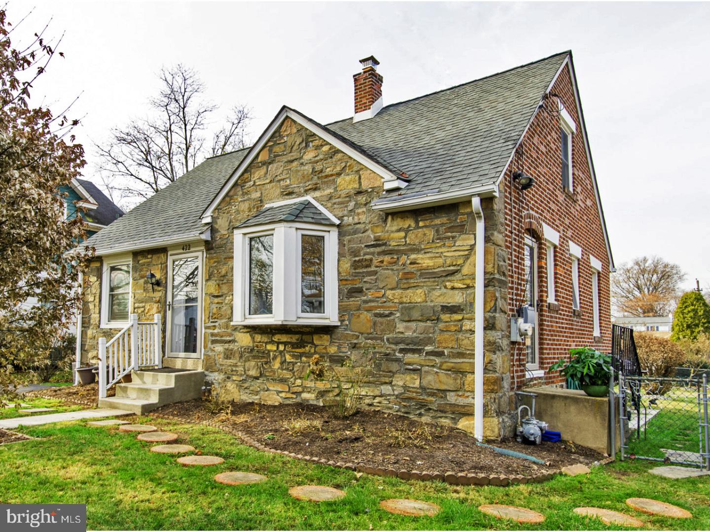 422 Madison Road Willow Grove, PA 19090 - Photo 2 of 22 Exterior Front