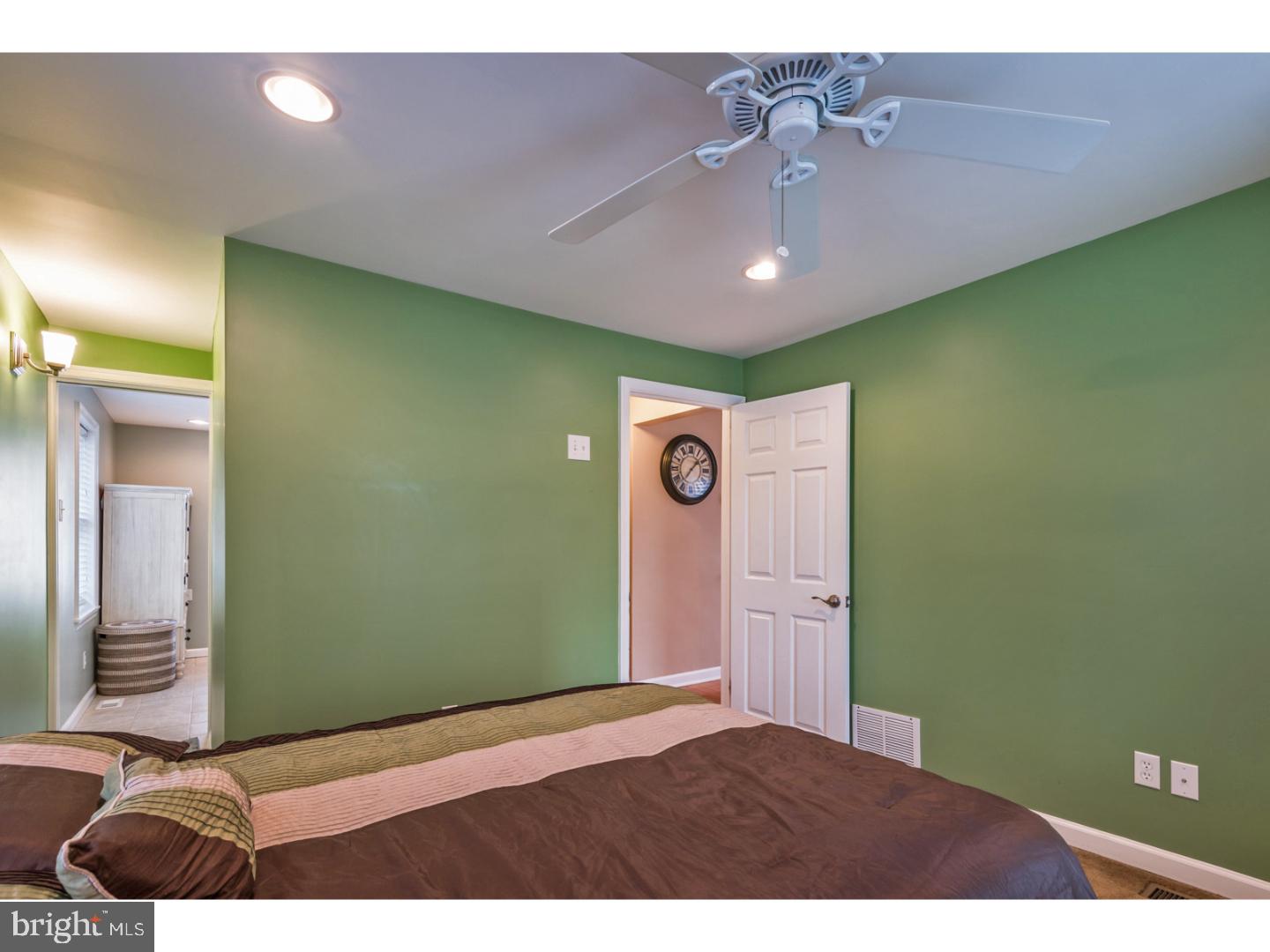 422 Madison Road Willow Grove, PA 19090 - Photo 11 of 22 Master Bedroom