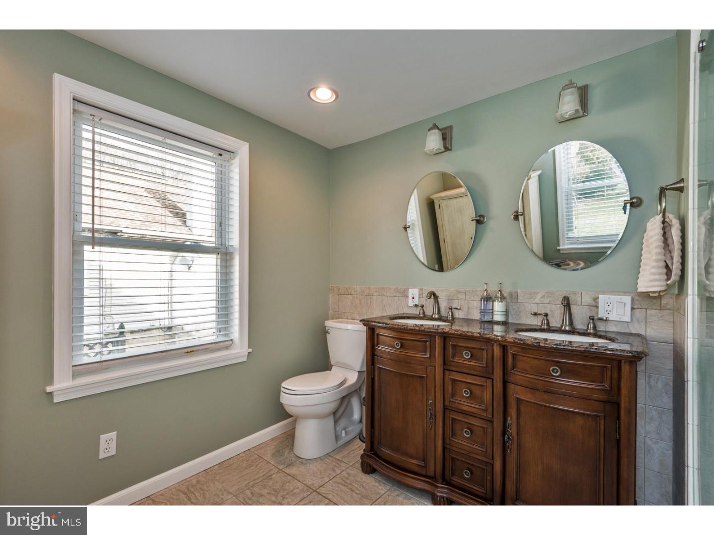 422 Madison Road Willow Grove, PA 19090 - Photo 13 of 22 Master Bathroom