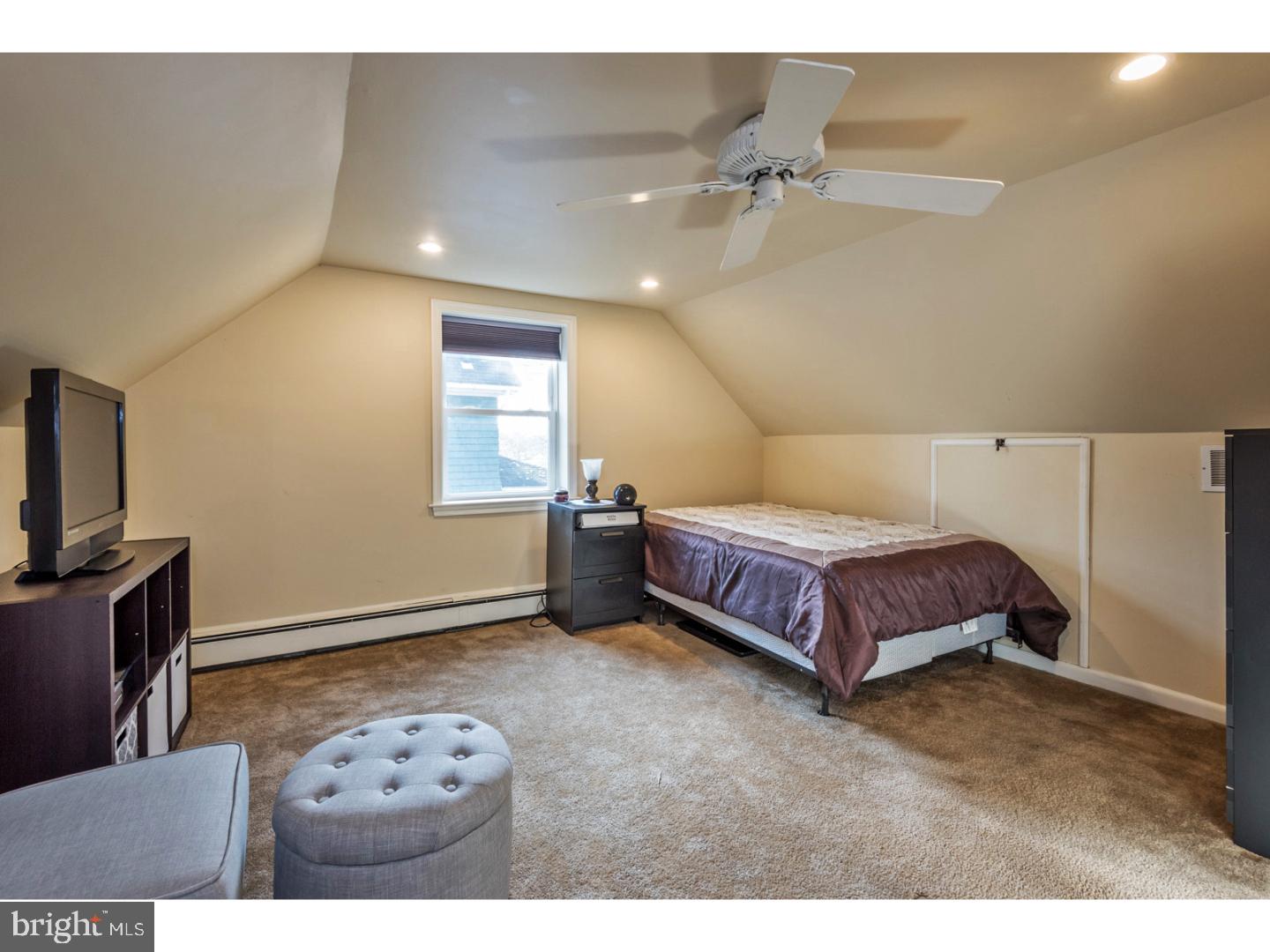 422 Madison Road Willow Grove, PA 19090 - Photo 14 of 22 Bedroom 2
