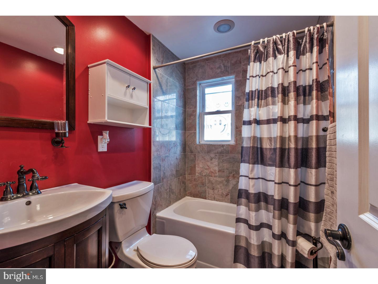 422 Madison Road Willow Grove, PA 19090 - Photo 16 of 22 Bathroom
