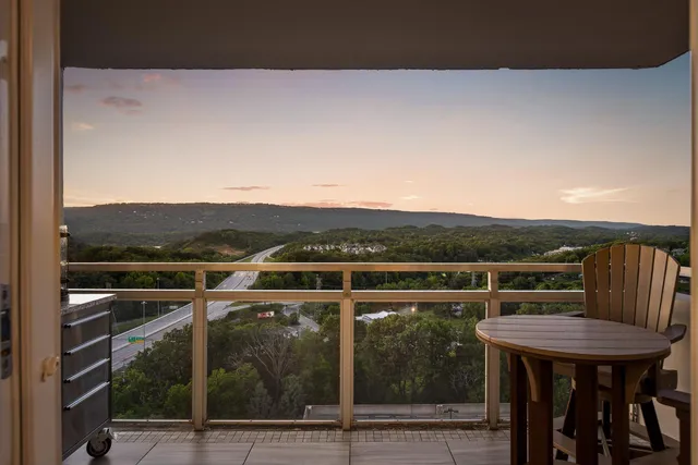 $329,000 | 1131 Stringers Ridge Road, Unit 12B, Chattanooga, TN 37405