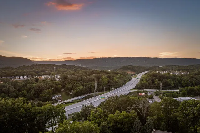 $329,000 | 1131 Stringers Ridge Road, Unit 12B, Chattanooga, TN 37405