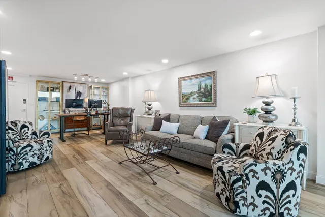 $329,000 | 1131 Stringers Ridge Road, Unit 12B, Chattanooga, TN 37405