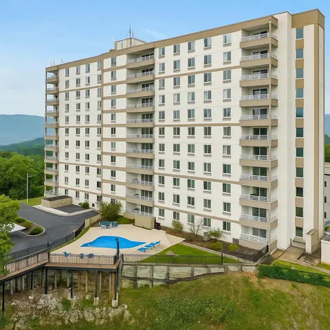 $329,000 | 1131 Stringers Ridge Road, Unit 12B, Chattanooga, TN 37405
