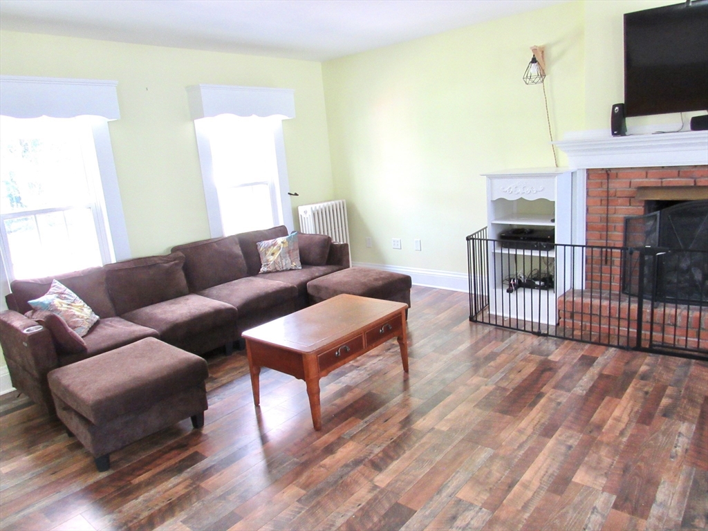 5 Washington Street Monson, MA 01057 - Photo 16 of 41