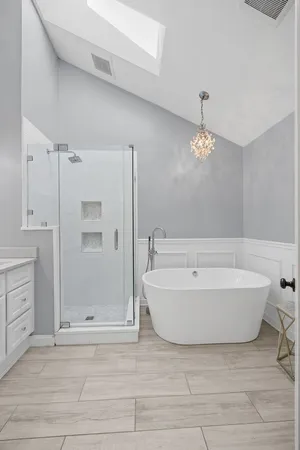 $419,888 | 907 Thornwood Court, Unit 2, St. Charles, IL 60174